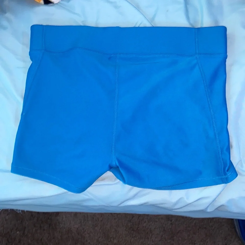 Blue under armour spandex - Picture 2 of 2